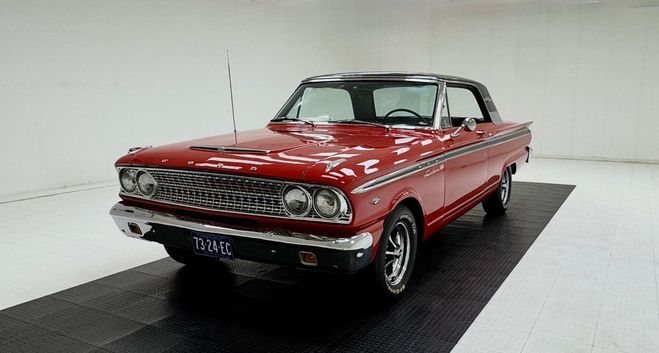 Ford Fairlane 500 Sports Coupe Rouge de 1963