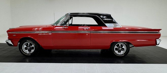 Ford Fairlane 500 Sports Coupe Rouge de 1963