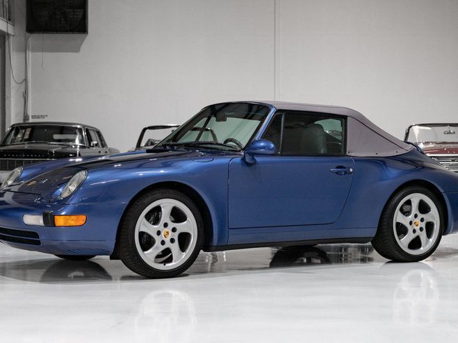 Porsche 911 CARRERA CABRIOLET (SIX-SPEED MANUAL) SIX Bleu de 1997