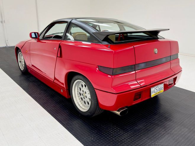 Alfa romeo SZ Coupe Rouge de 1995