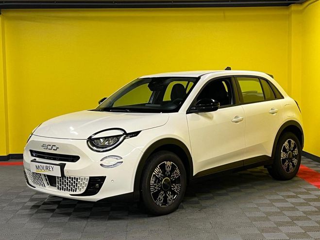 Fiat 600 Hybrid - 145 cv CLIM AUTO / GPS / CAMERA BLANC de 2025