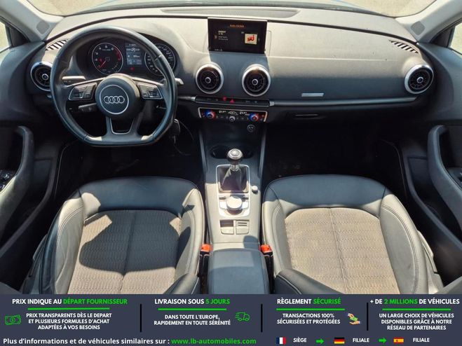 Audi A3 design Bleu M�tallique de 2017