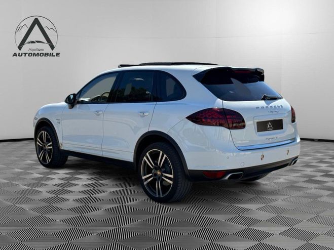Porsche Cayenne 4.2 V8 - 382cv - BVA Tiptronic S - Finit BLANC de 2013