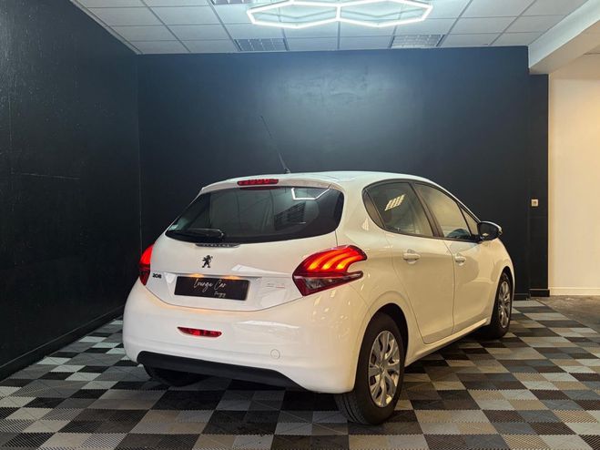 Peugeot 208 1.6 BlueHDi 75ch BVM5 Active Blanc de 2017