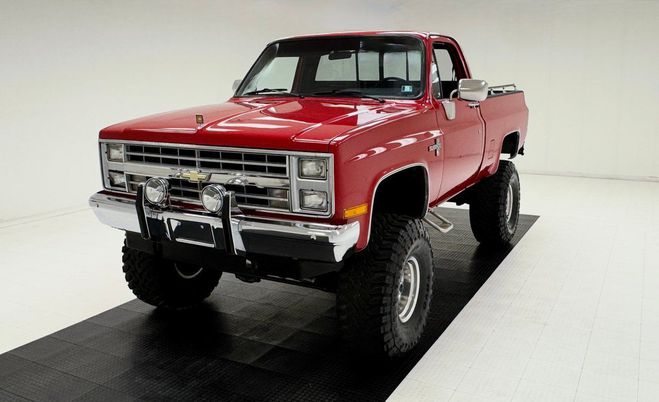 Chevrolet K10 K-10 Silverado Short Bed 4x4 Pickup Rouge de 1987