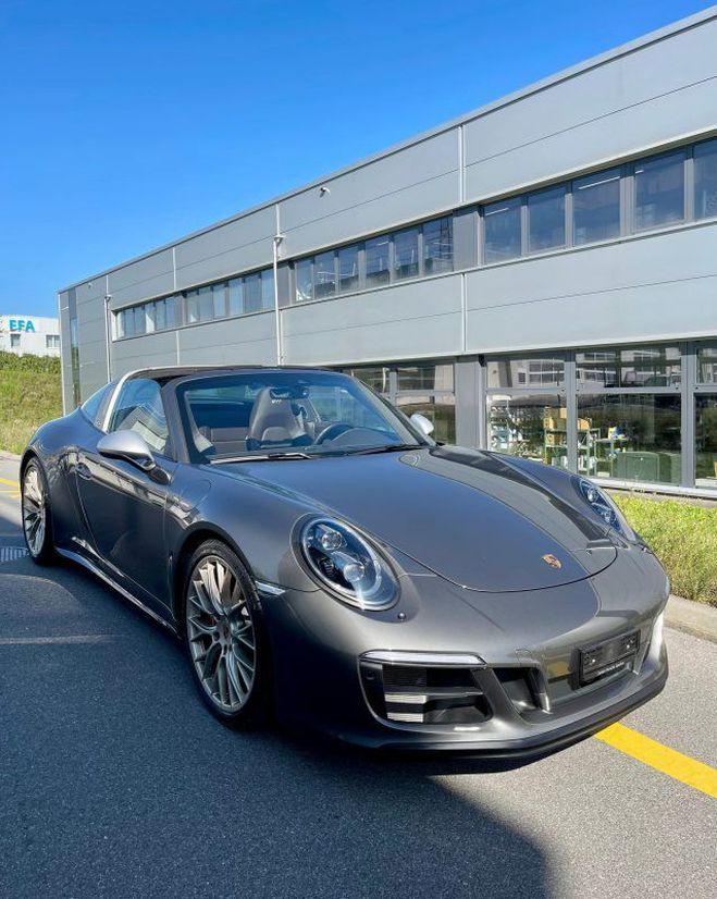 Porsche 911 Targa 4 GTS Gris M�tallis� de 2019