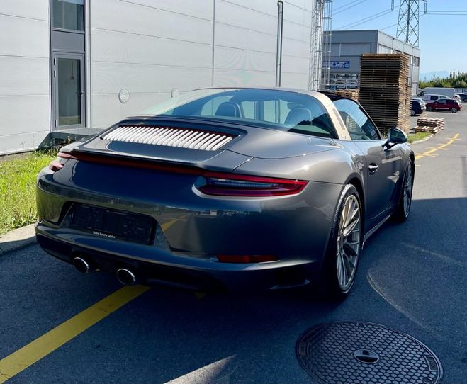 Porsche 911 Targa 4 GTS Gris M�tallis� de 2019