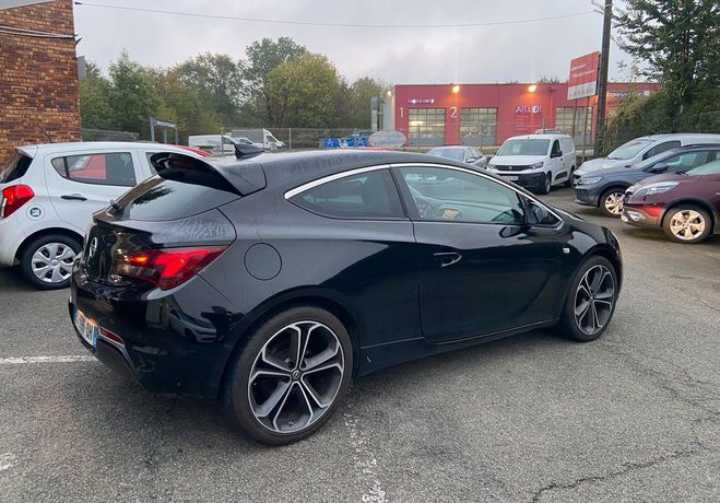 Opel Astra GTC 1.4L Turbo 140 cv  de 2017