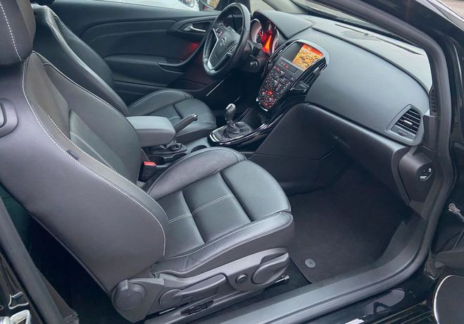Opel Astra GTC 1.4L Turbo 140 cv  de 2017