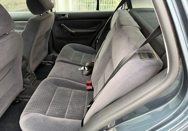 Volkswagen Golf  IV 1.9 SDI 68CH 5P  de 1998