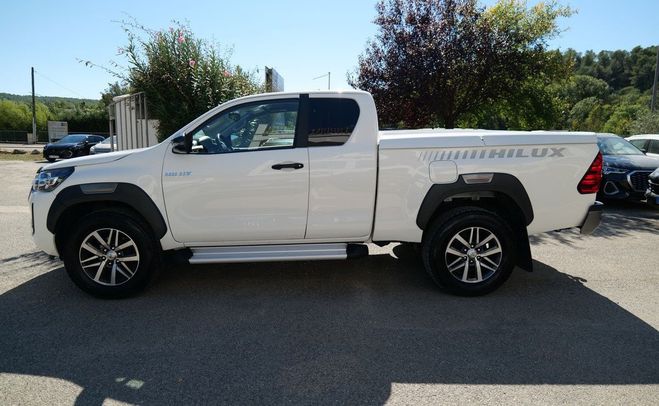 Toyota Hilux x-tra cab 2.4 150 ch legende Blanc de 2023