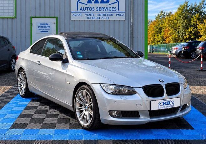 BMW Serie 3 E92 Coupe 330i 272cv Cuir GPS Toit Ouvra Gris de 2008