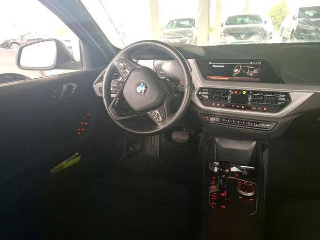 BMW Serie 1 116d 116 Business Design DKG7 Gris Clair de 2022