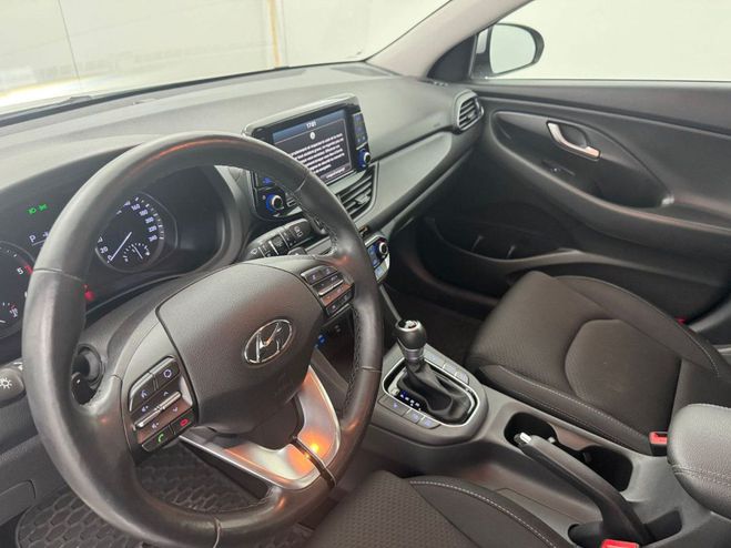 Hyundai I30 SW SW 1.6 CRDi 115 BVA Gris Clair de 2020