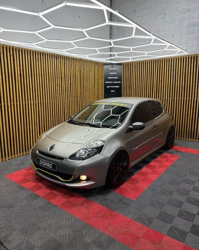 Renault Clio RS 3 cup phase 2 recaro Autre de 2011