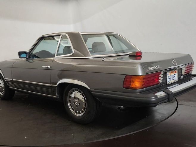 Mercedes 380 SL Grise de 1982