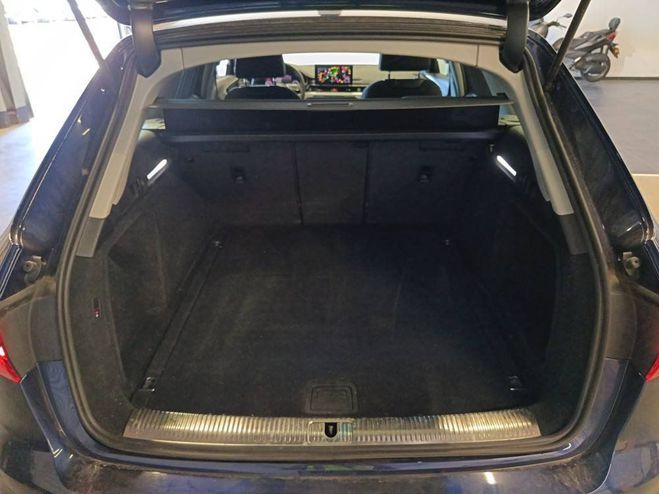 Audi A4 40 TFSI 204ch Business Executive S troni BLEU de 2024