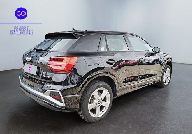 Audi Q2 35 tfsi s-tronic s-line ? 9 000 km quasi Gris de 2025