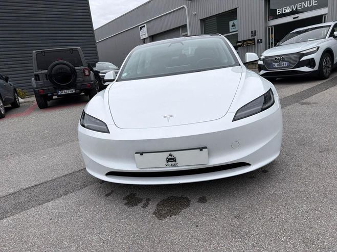 Tesla Model 3 Highland Dual Motor AWD grande autonomie Blanc nacr�e multicouches de 2023