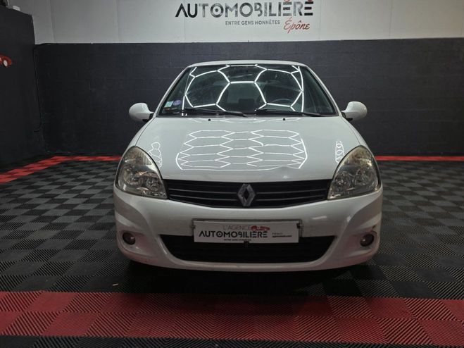 Renault Clio 1.2i Essence-GPL Gris de 2010