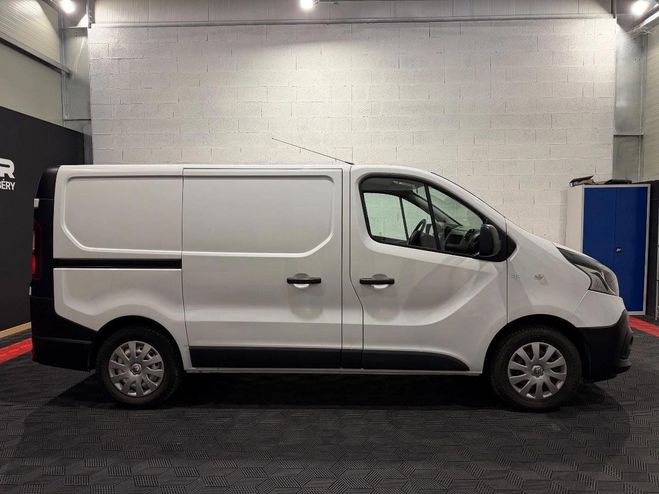 Renault Trafic Vu FOURGON 1.6 DCI 140 1T0 L1H1 ENERGY G Blanc de 2015