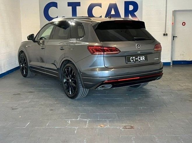 Volkswagen Touareg R eHybrid 4Motion-Pano-AHK-1Hand Gris de 2022
