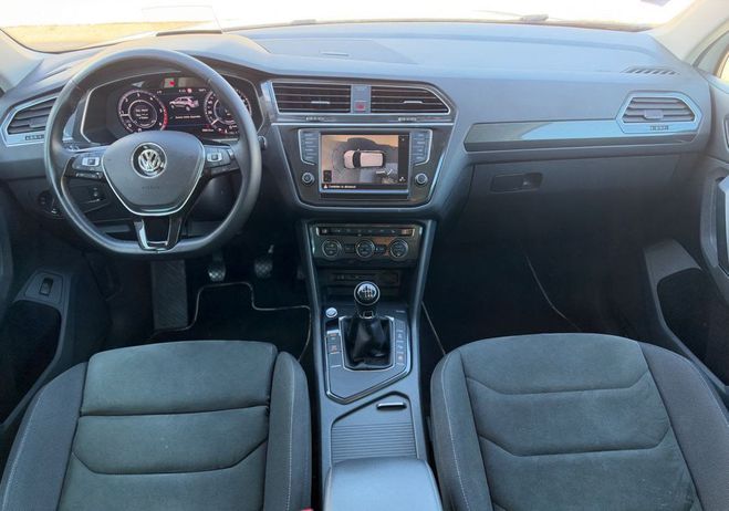 Volkswagen Tiguan 2.0 tdi 150 bluemotion carat Blanc de 2017