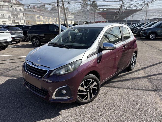 Peugeot 108 1.2 PureTech 82 Allure BLEU FONCE de 2015