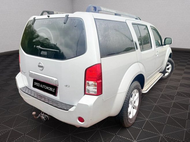 Nissan Pathfinder 2.5 dCi LE 170 CV BVA 4x4 7 Places Cuir  Gris de 2007