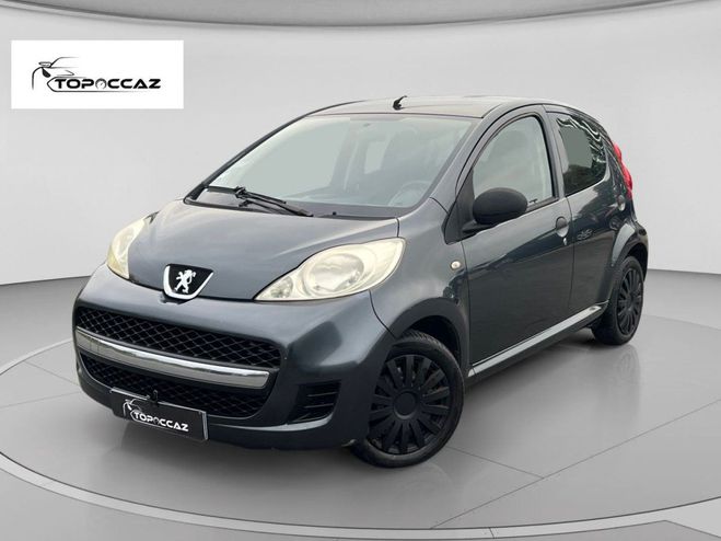 Peugeot 107 1.0 ESS 68CH TRENDY 5.P * 61.000KM * 200 GRIS de 2009
