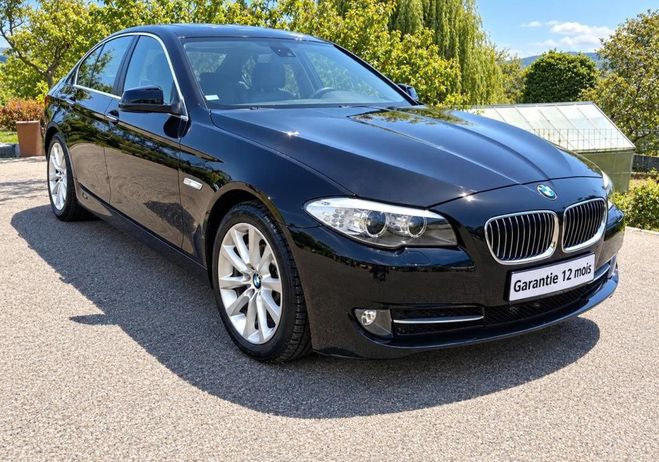 BMW Serie 5 V (F10) 525d 204ch Luxe 6 cylindres Nomb Noir de 2011