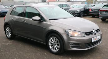 Volkswagen Golf VII SW 1.2 TSI 110 DSG7 Lounge BLUEMOTIO 2015 d'occasion a Saint-Patrice (37)
