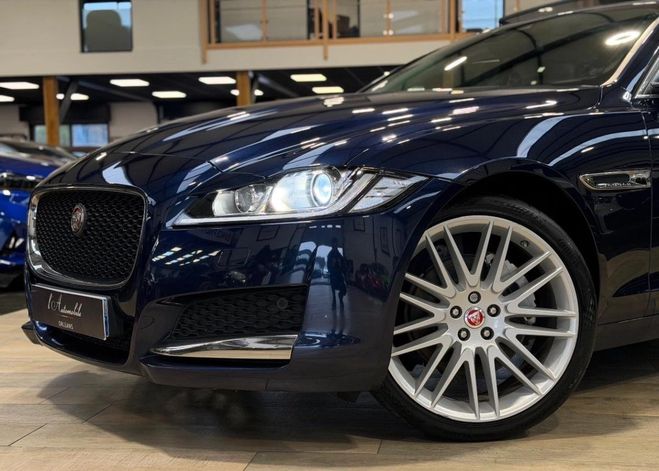 Jaguar XF (II) - 2.0D AWD BVA 240CH - PRESTIGE - T Bleu de 2018