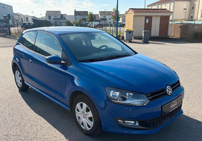 Volkswagen Polo V 1.4 FSI TEAM 85 ch Bleu de 2010