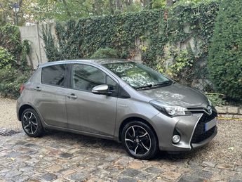  Voir d&eacute;tails -Toyota Yaris III HSD 100h Dynamic 5p &agrave; Rueil-Malmaison (92)