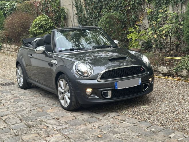 Mini Cabrio II (R57) Cooper S 184ch Pack Red Hot Chi GRIS de 2011
