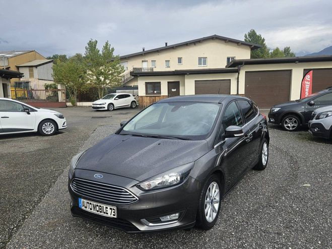 Ford Focus II 1.0 EcoBoost 125ch Stop&Start Titaniu GRIS de 2017