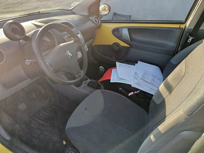 Peugeot 107 1.0 12v 68ch ct ok petit budget 2 places Jaune de 2008