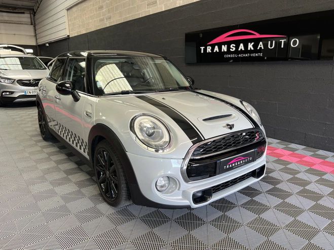 Mini Cooper III F55 SD 2.0 170 CV Red Hot Chili - ge Blanc de 2017