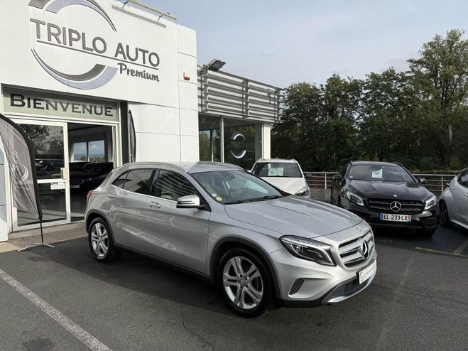Mercedes Classe GLA 200 d - BV 7G-DCT - Sensation - CAMERA A GRIS CLAIR de 2016