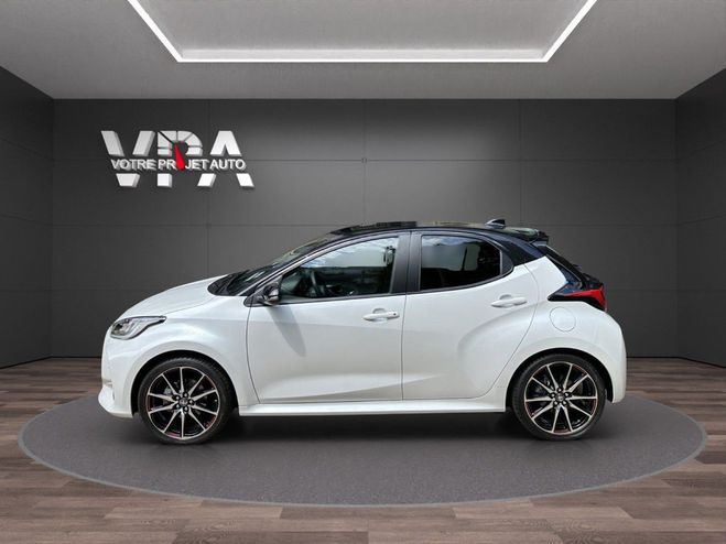 Toyota Yaris GR Sport 1.5 Hybrid 116 ch e-CVT ? Si�ge Blanc de 2023