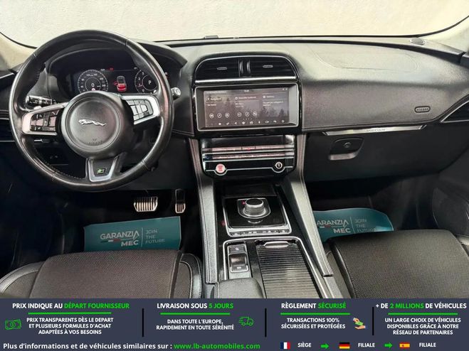 Jaguar F Pace 2.0 - 250 ch AWD BVA Blanc de 2019