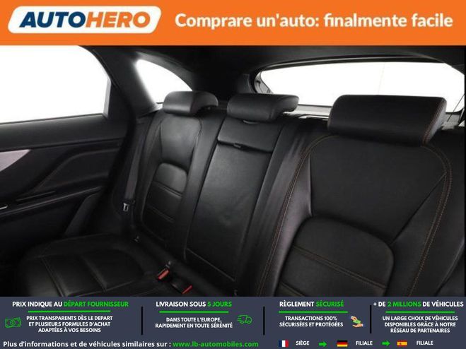 Jaguar F Pace 2.0 D - 180 ch 2WD BVA Noir M�tallique de 2016