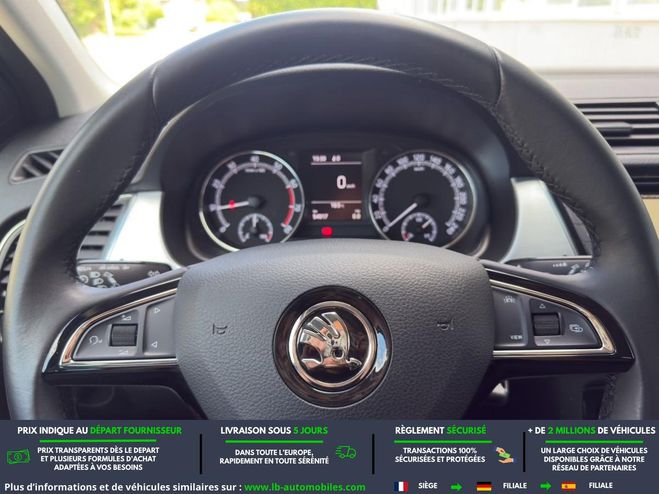 Skoda Fabia 1.0 MPI 60 ch BVM Bleu M�tallique de 2019