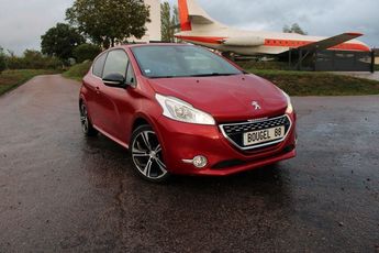 Peugeot 208 GTI SPORT 200 CV GPS 3D CLIM MI/CUIR JA 2015 d'occasion a Xertigny (88)