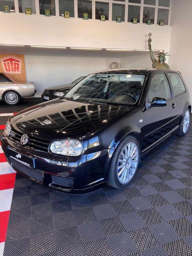Volkswagen Golf IV 3.2 V6 241CH R32 4MOTION 3P NOIR de 2003