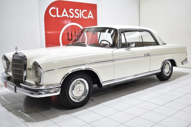 Mercedes 250 W111 Weissgrau 158 de 1967