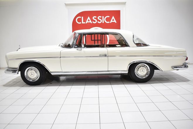 Mercedes 250 W111 Weissgrau 158 de 1967