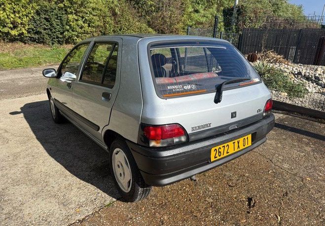Renault Clio 1.4 s�rie 1 phase  de 1994