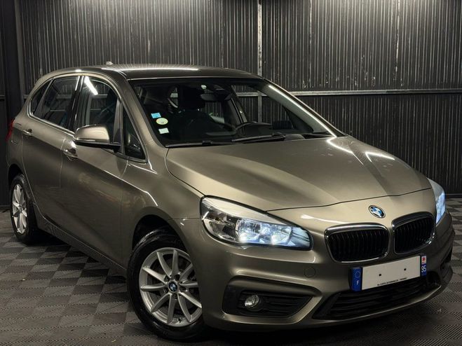 BMW Serie 2 218dA 150ch Lounge Beige M�tallis� de 2015